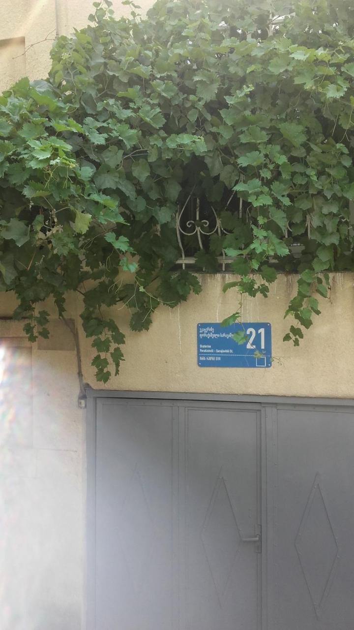 Домик У Реки Куры Tbilisi Buitenkant foto